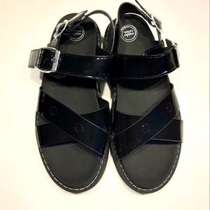 Wonder Nation Black Sandals Girls